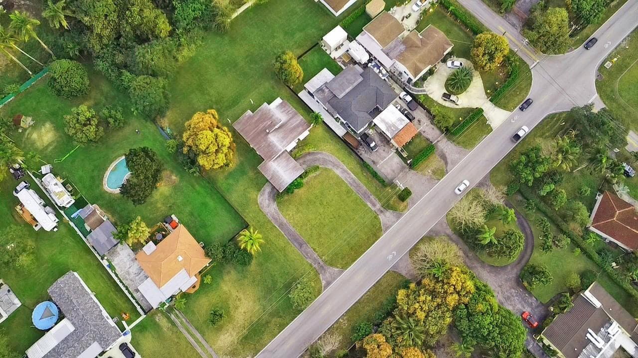 13945 N Miami Avenue, Miami FL 33168