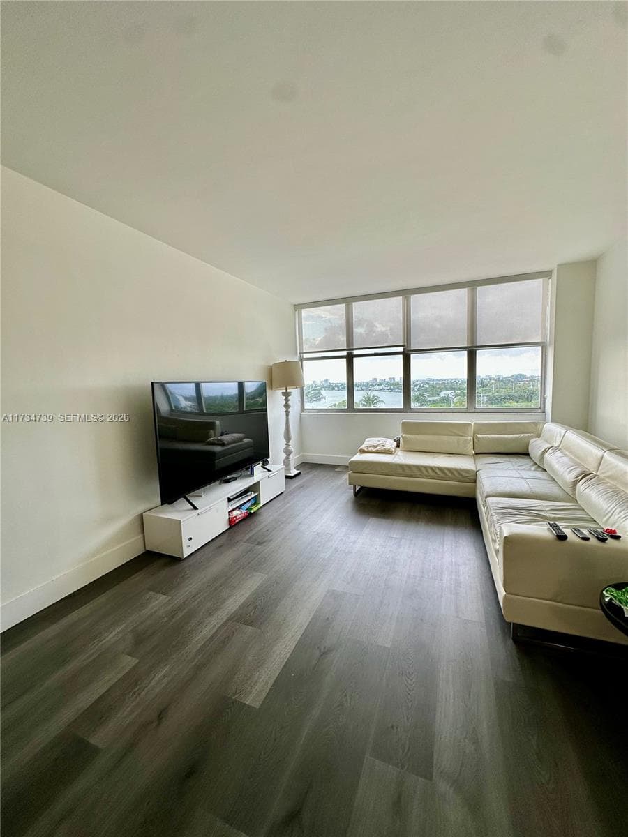 7441 Wayne Ave # 6B, Miami Beach FL 33141