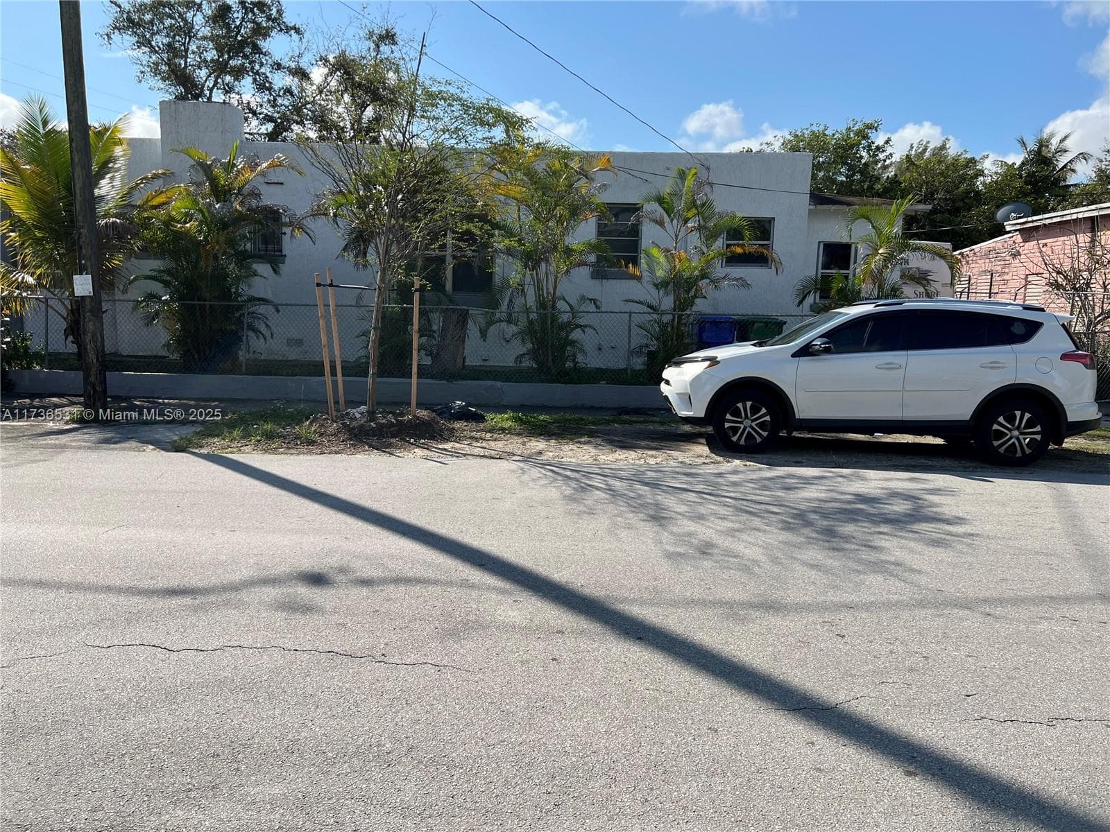 6730 NE MIAMI PL, Miami FL 33138
