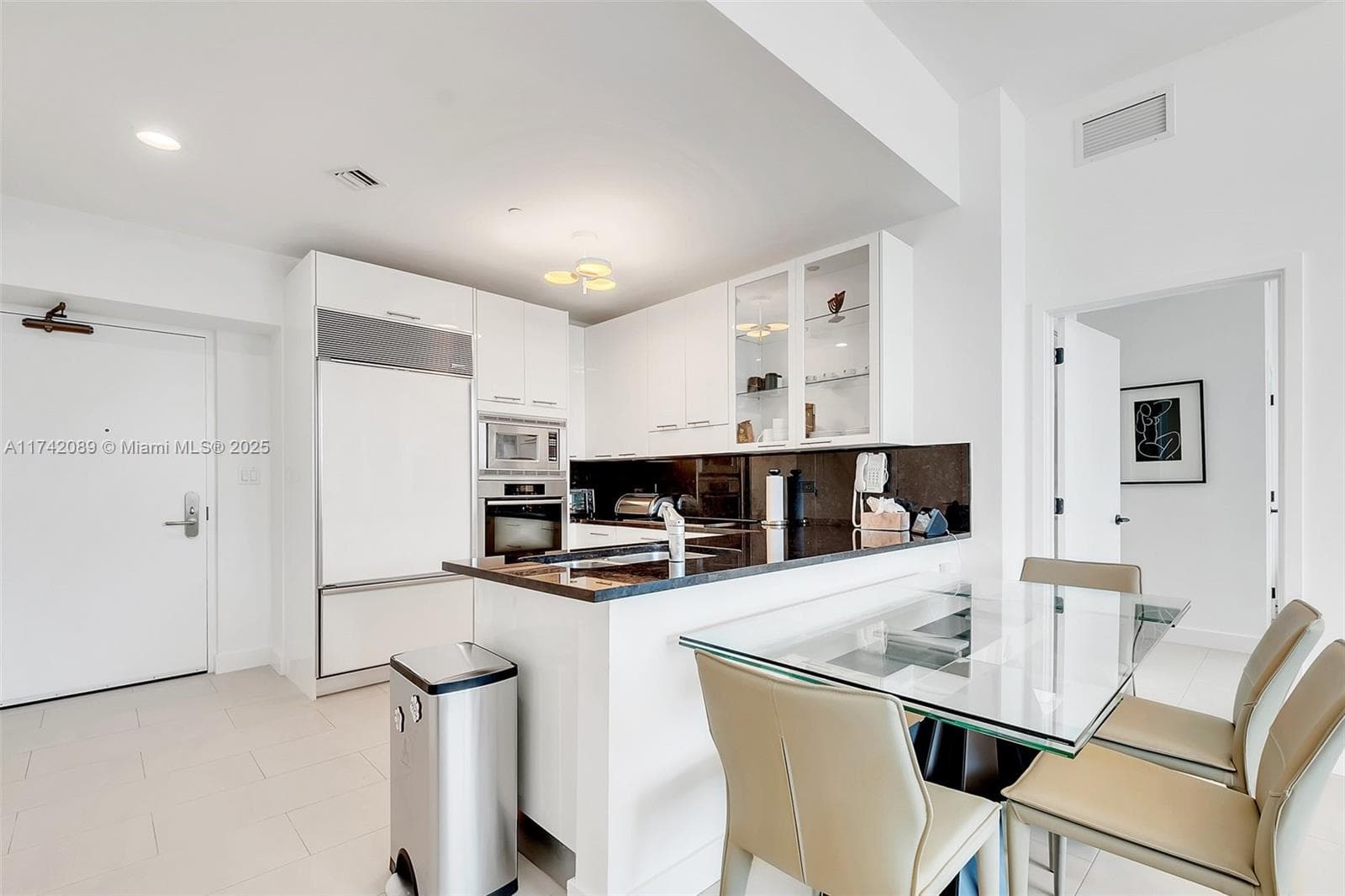 6799 Collins Ave # 312, Miami Beach FL 33141