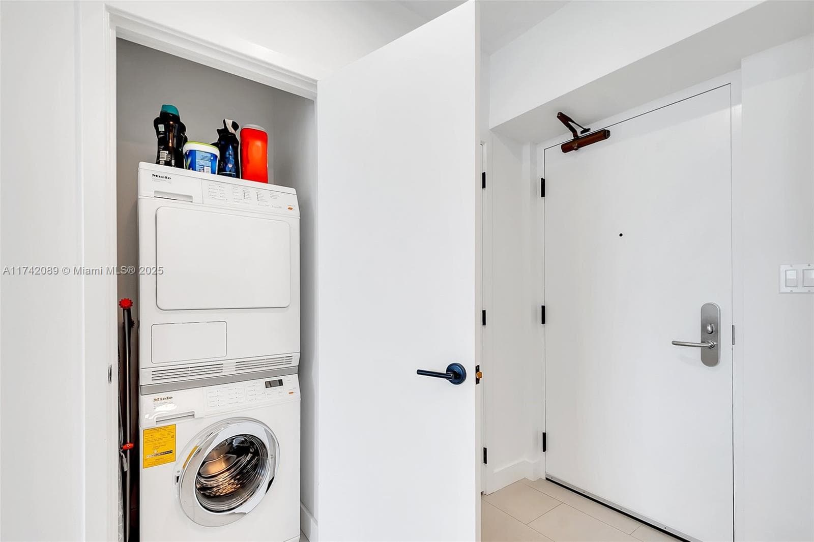 6799 Collins Ave # 312, Miami Beach FL 33141