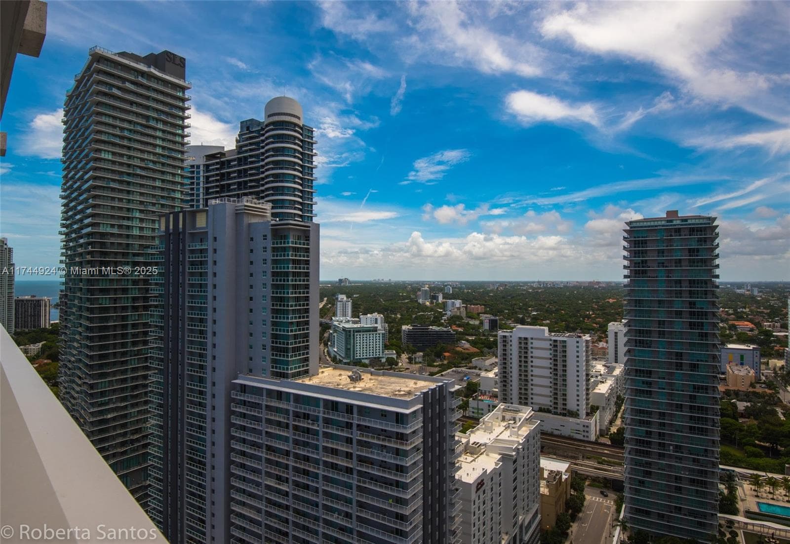 1080 Brickell Ave # 3205, Miami FL 33131