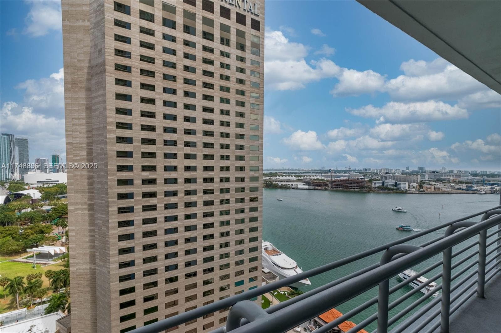 335 S Biscayne Blvd # 2402, Miami FL 33131
