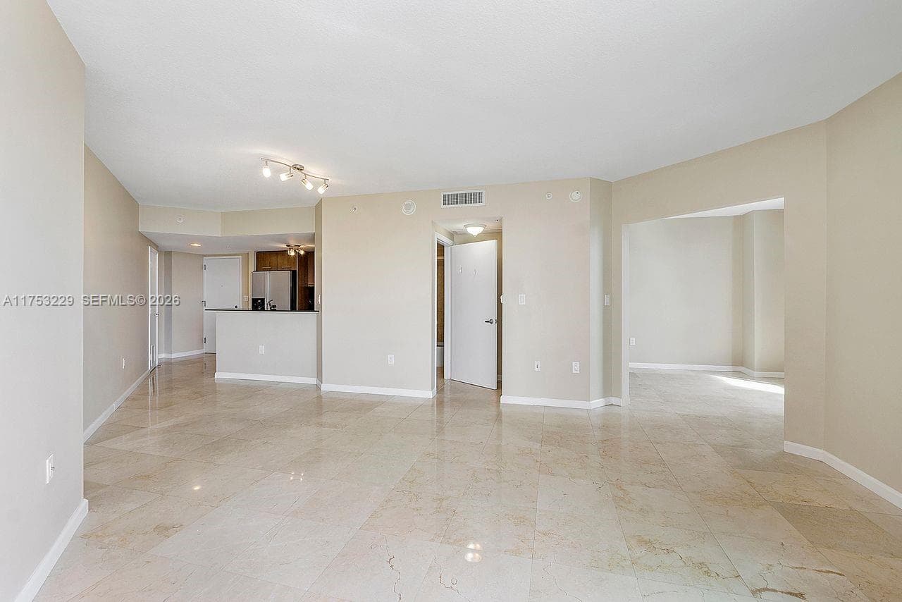 9066 SW 73rd Ct # 1904, Miami FL 33156