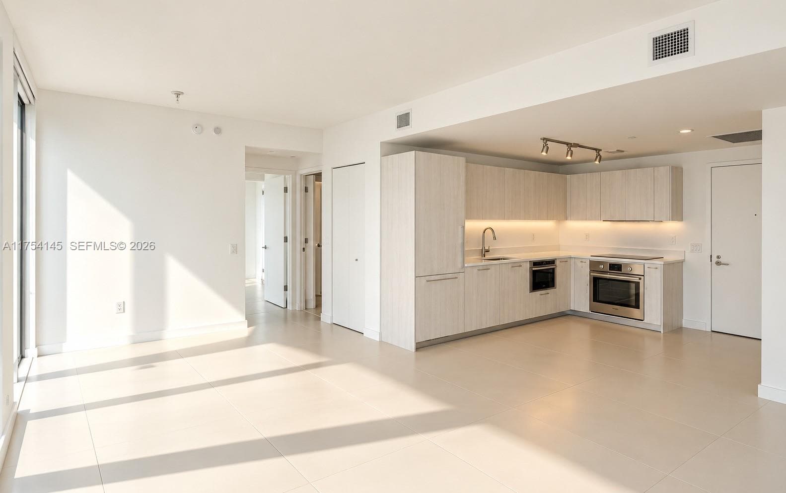501 NE 31st St # 2009, Miami FL 33137