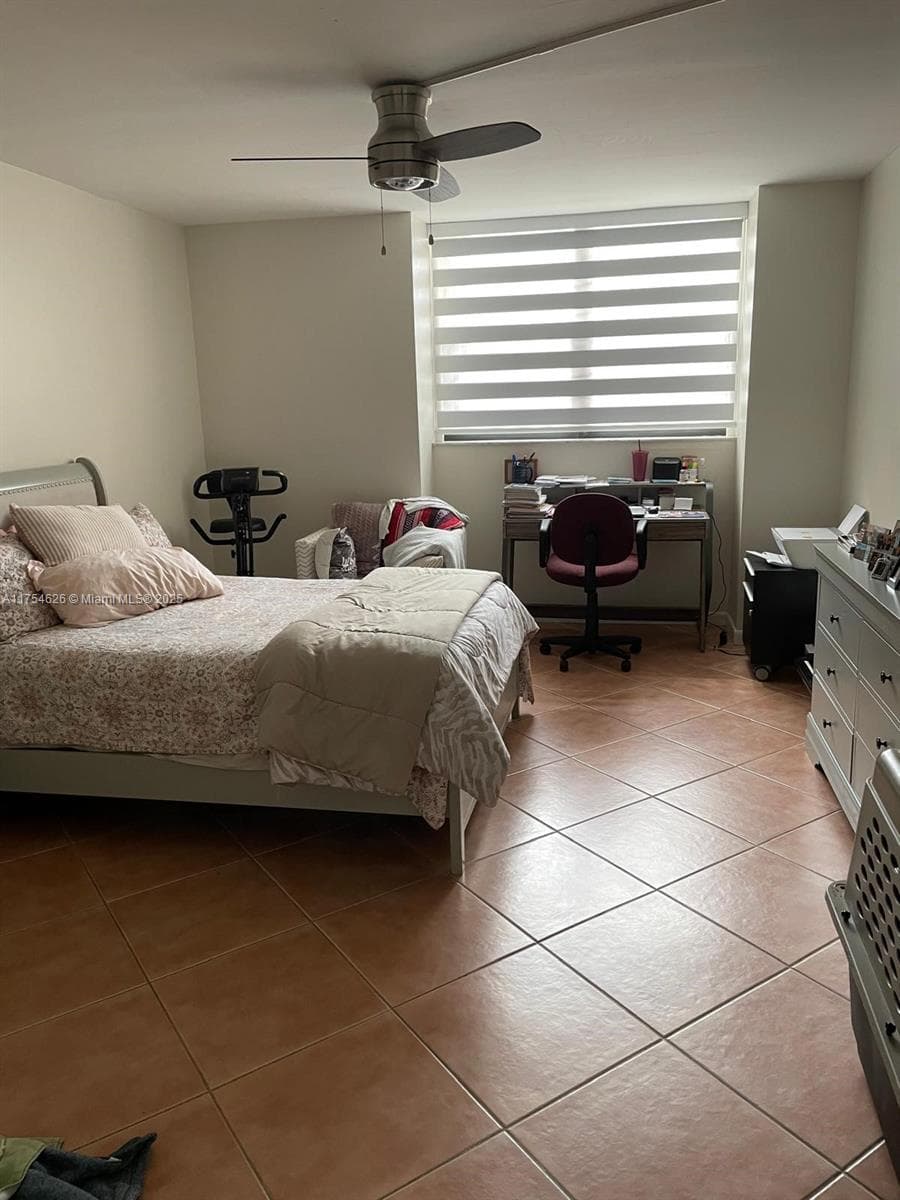 10985 SW 107th St # 211, Miami FL 33176