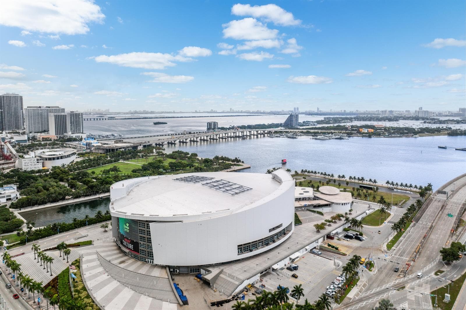 601 NE 1st Avenue NE # 2906, Miami FL 33132