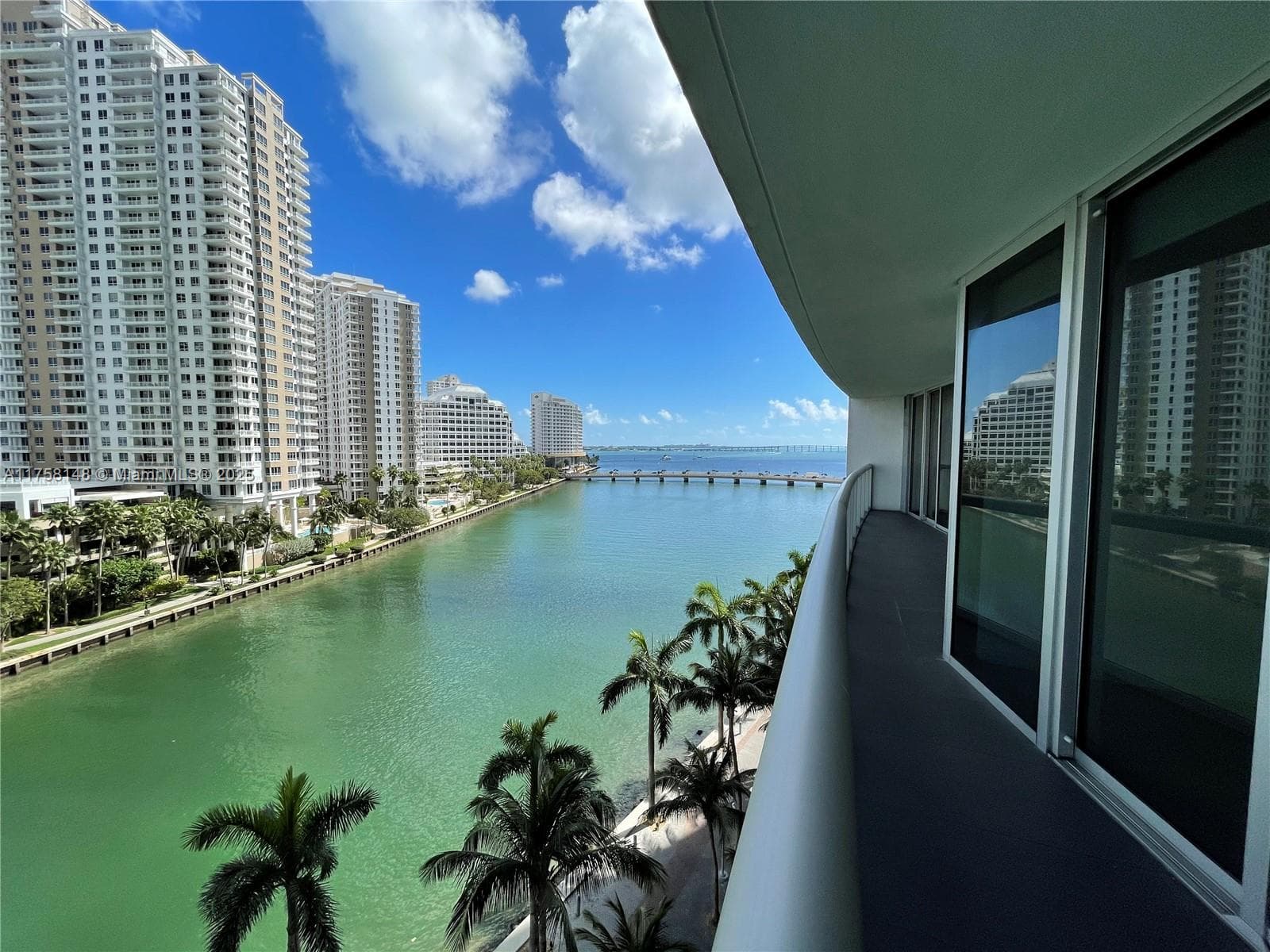 465 Brickell Ave # 819, Miami FL 33131