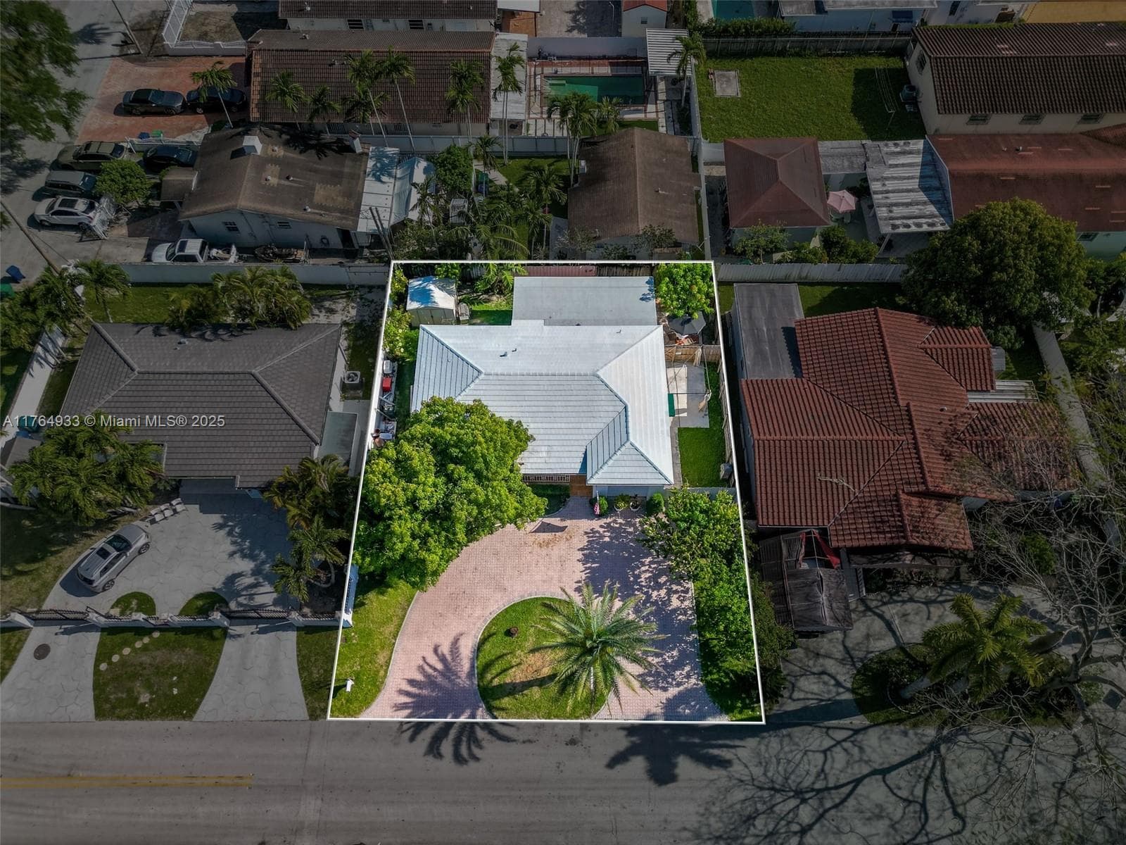 5810 SW 22nd St, Miami FL 33155