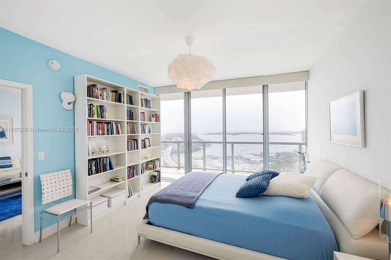 888 Biscayne Blvd # 4306, Miami FL 33132