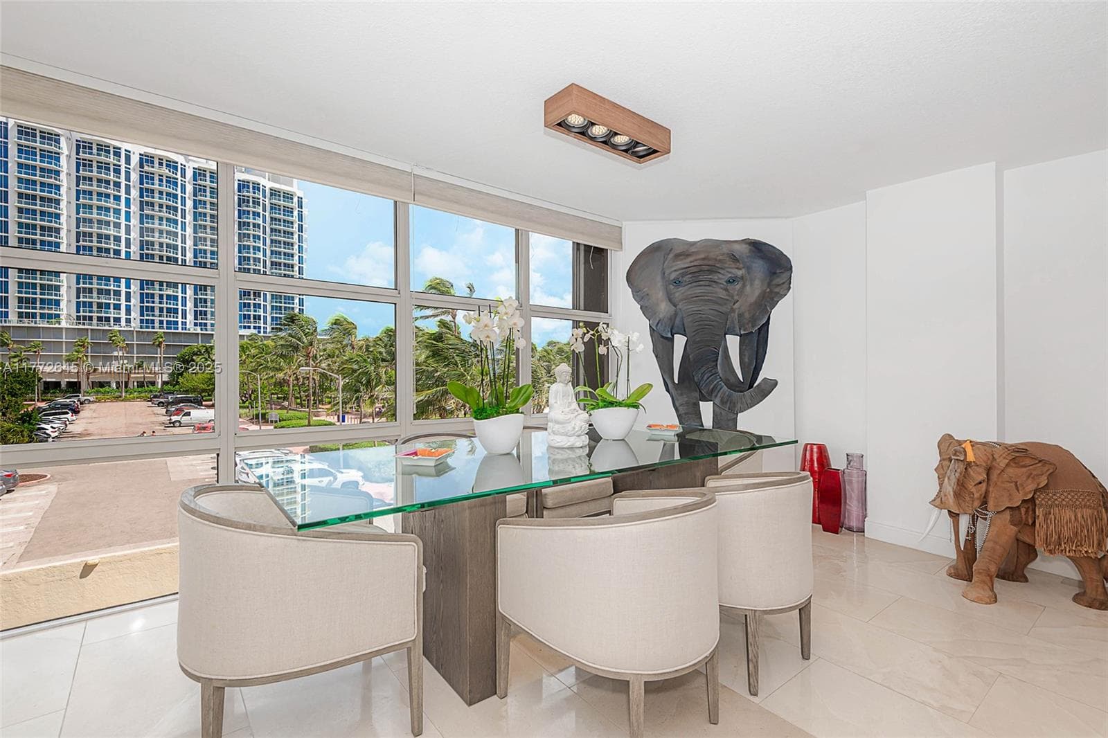 6423 Collins Ave # 309, Miami Beach FL 33141