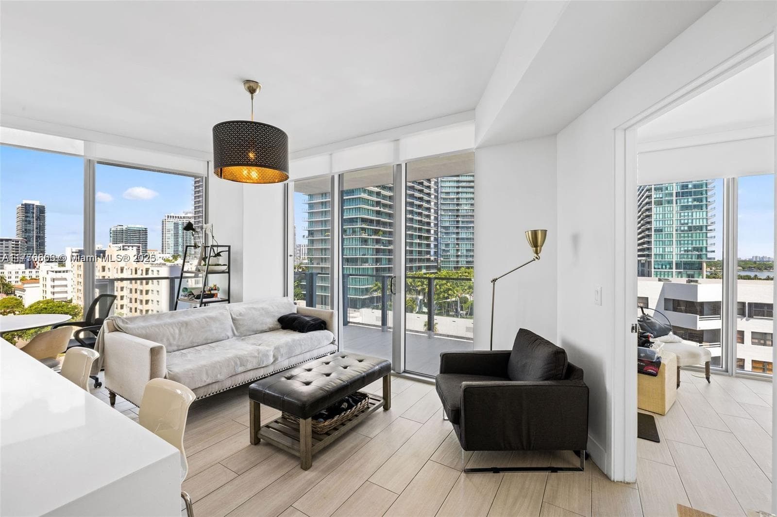 2900 NE 7th Ave # 901, Miami FL 33137