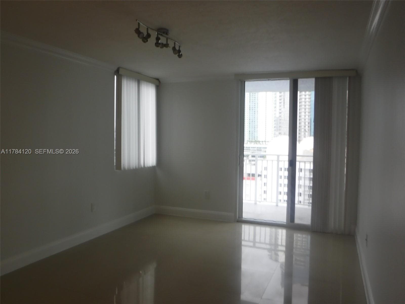 850 N Miami Ave # 2101, Miami FL 33136