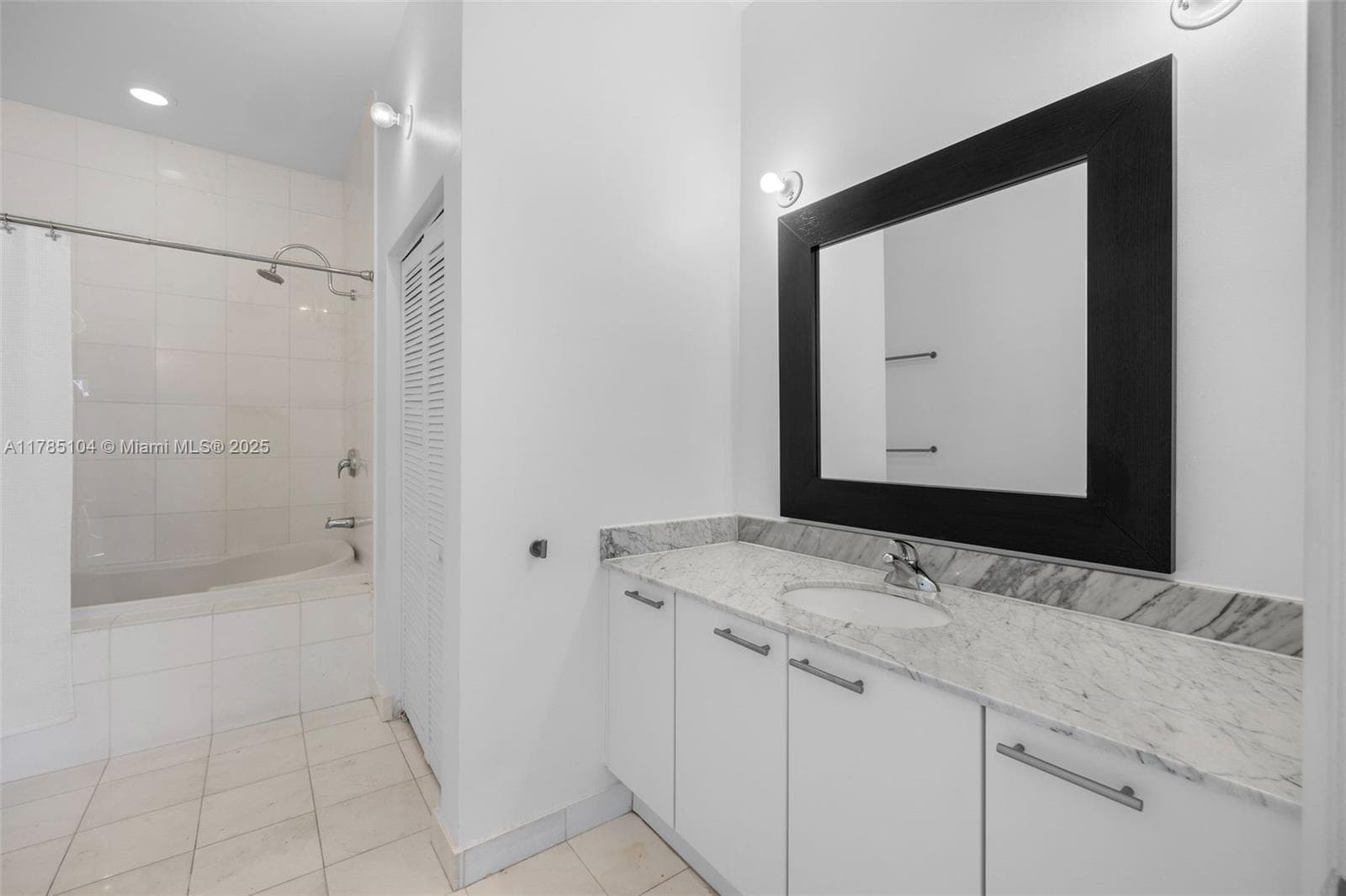 2001 Meridian Ave # 412, Miami Beach FL 33139