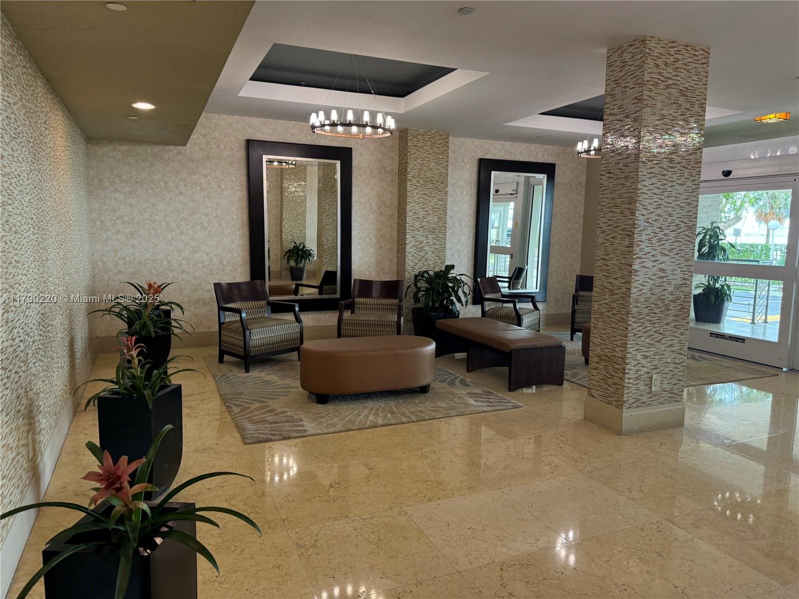 1420 Brickell Bay Dr, Miami FL 33131
