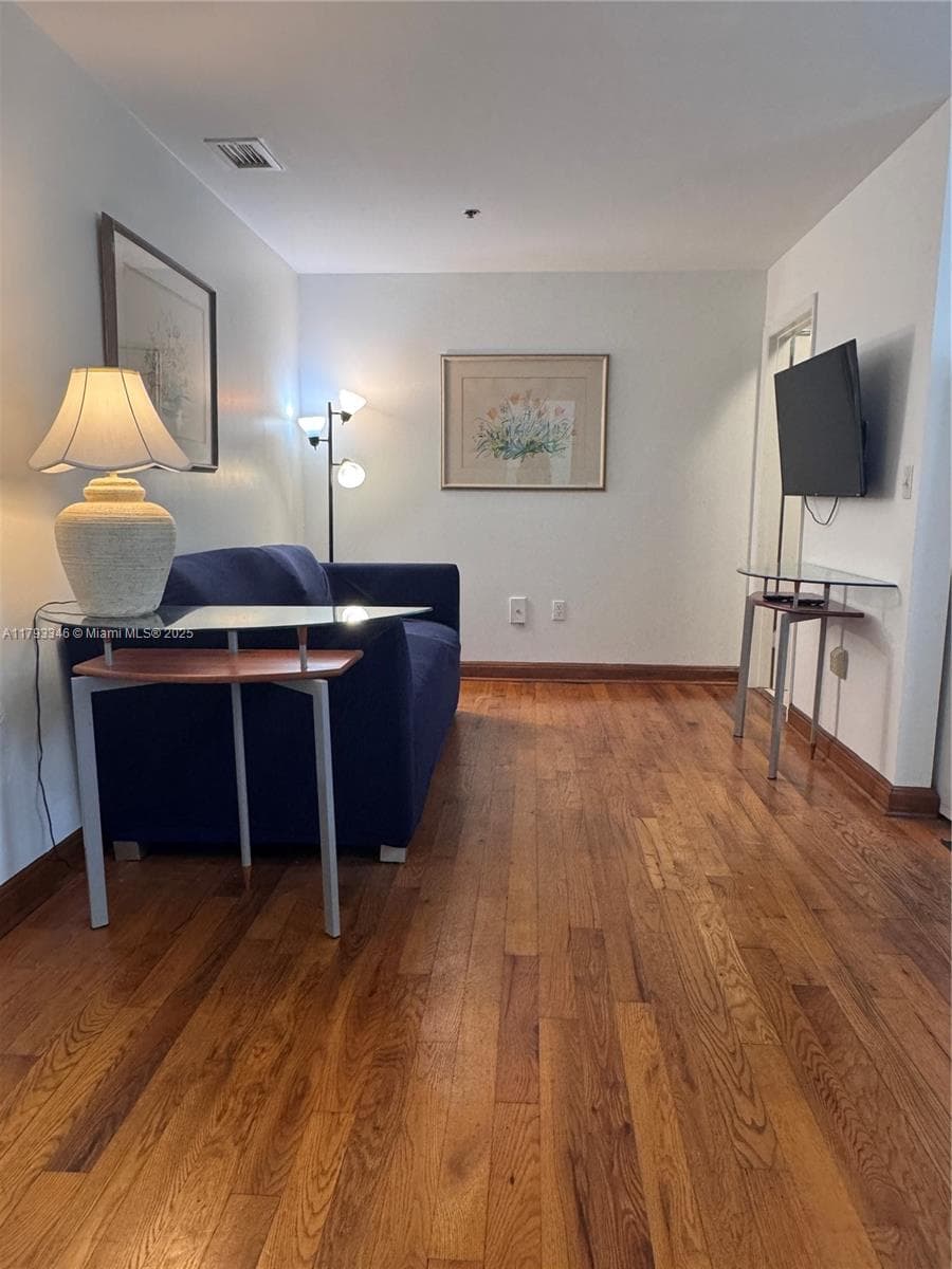 361 Collins Ave # A2, Miami Beach FL 33139