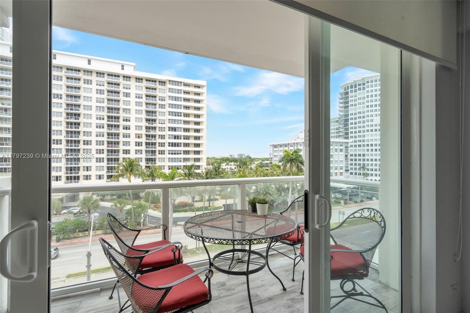 5601 Collins Ave # 615, Miami Beach FL 33140