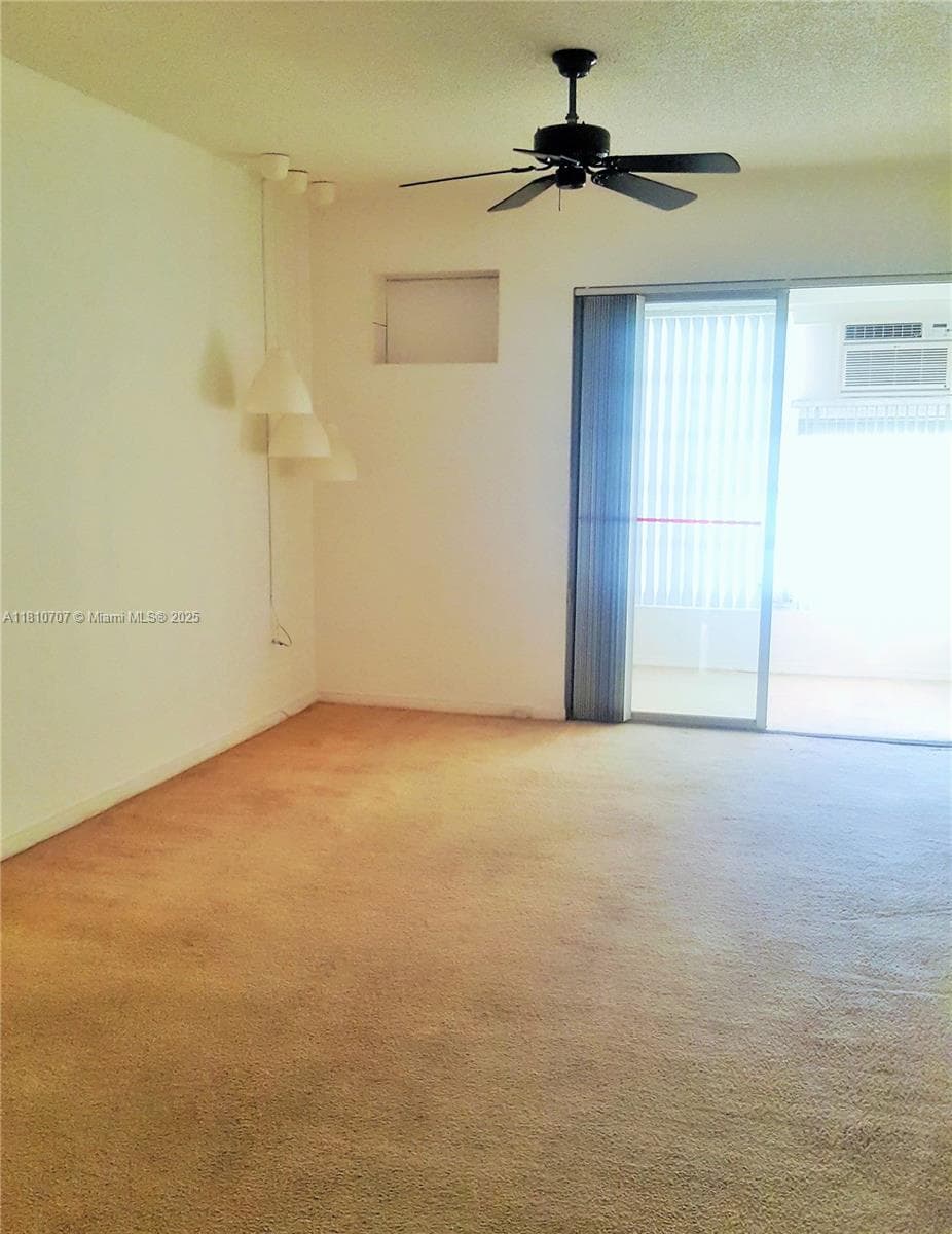 19080 NE 3rd Ct # 318, Miami FL 33179
