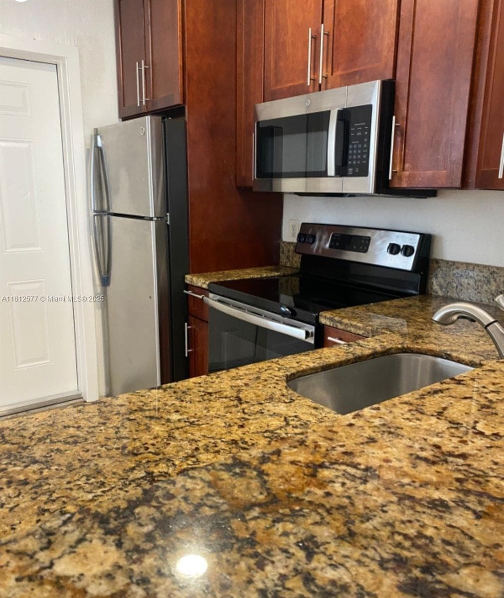 340 84th St # 2, Miami Beach FL 33141