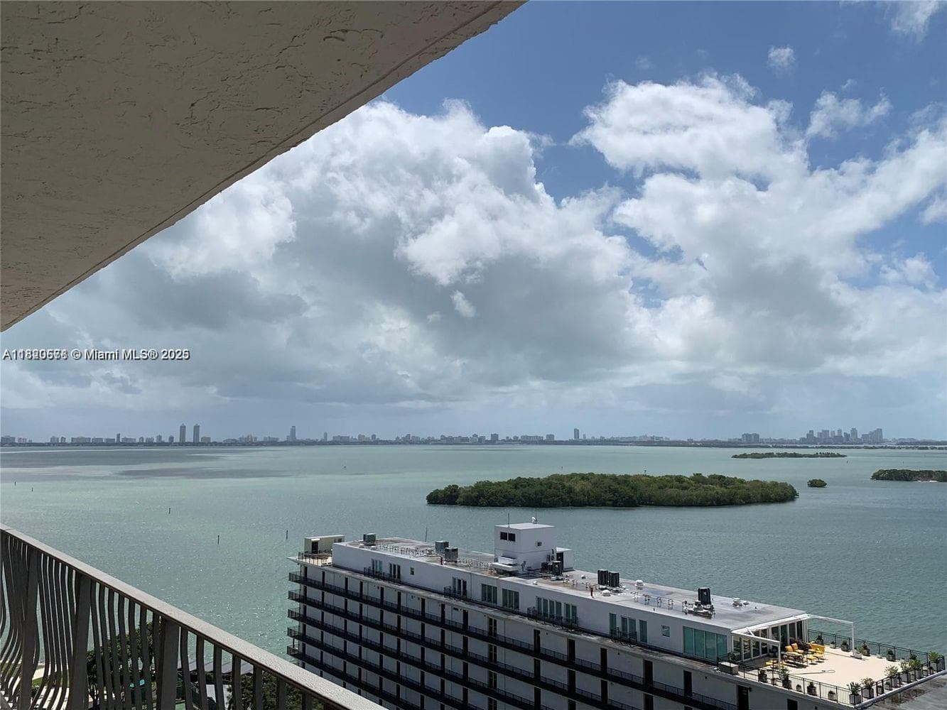 780 NE 69th St # 1507, Miami FL 33138