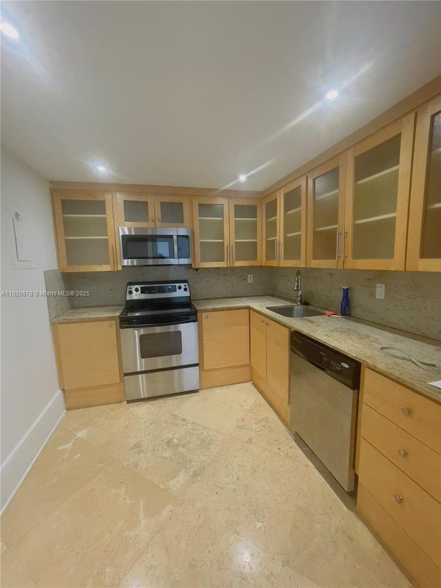 780 NE 69th St # 1507, Miami FL 33138