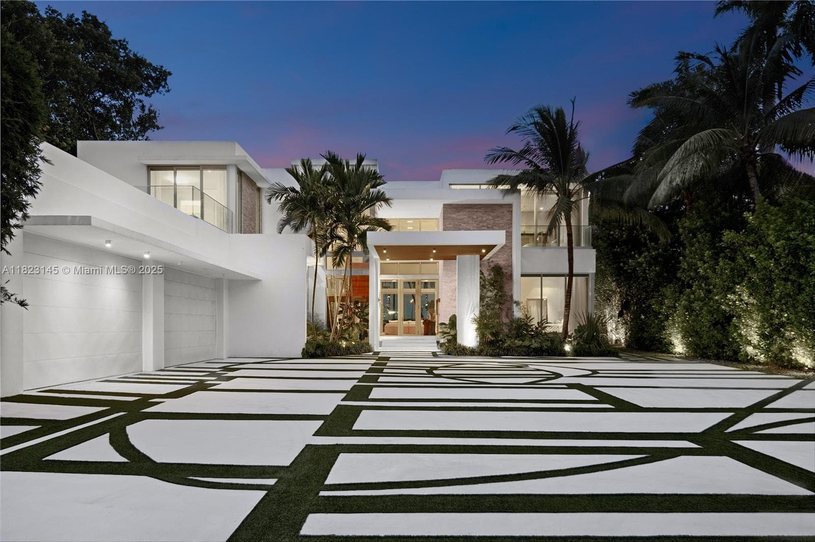30 Palm Ave, Miami Beach FL 33139