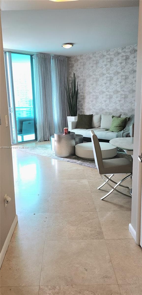 350 S Miami Ave # 3214, Miami FL 33130