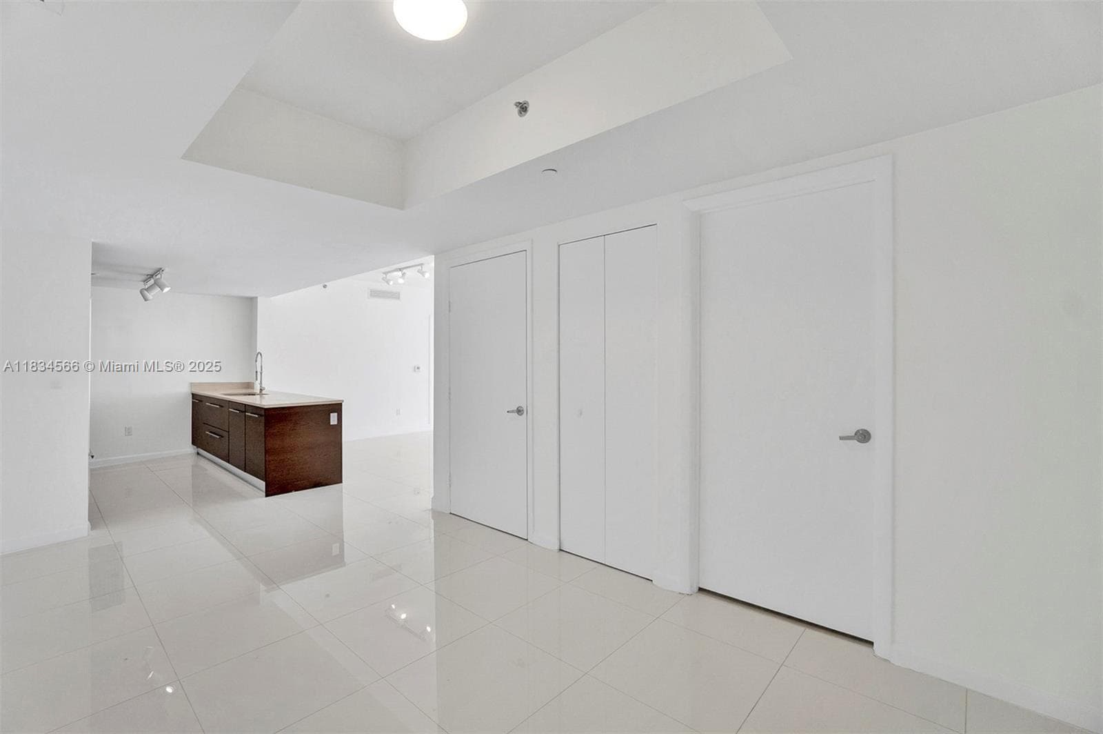 465 Brickell Ave # 4505, Miami FL 33131