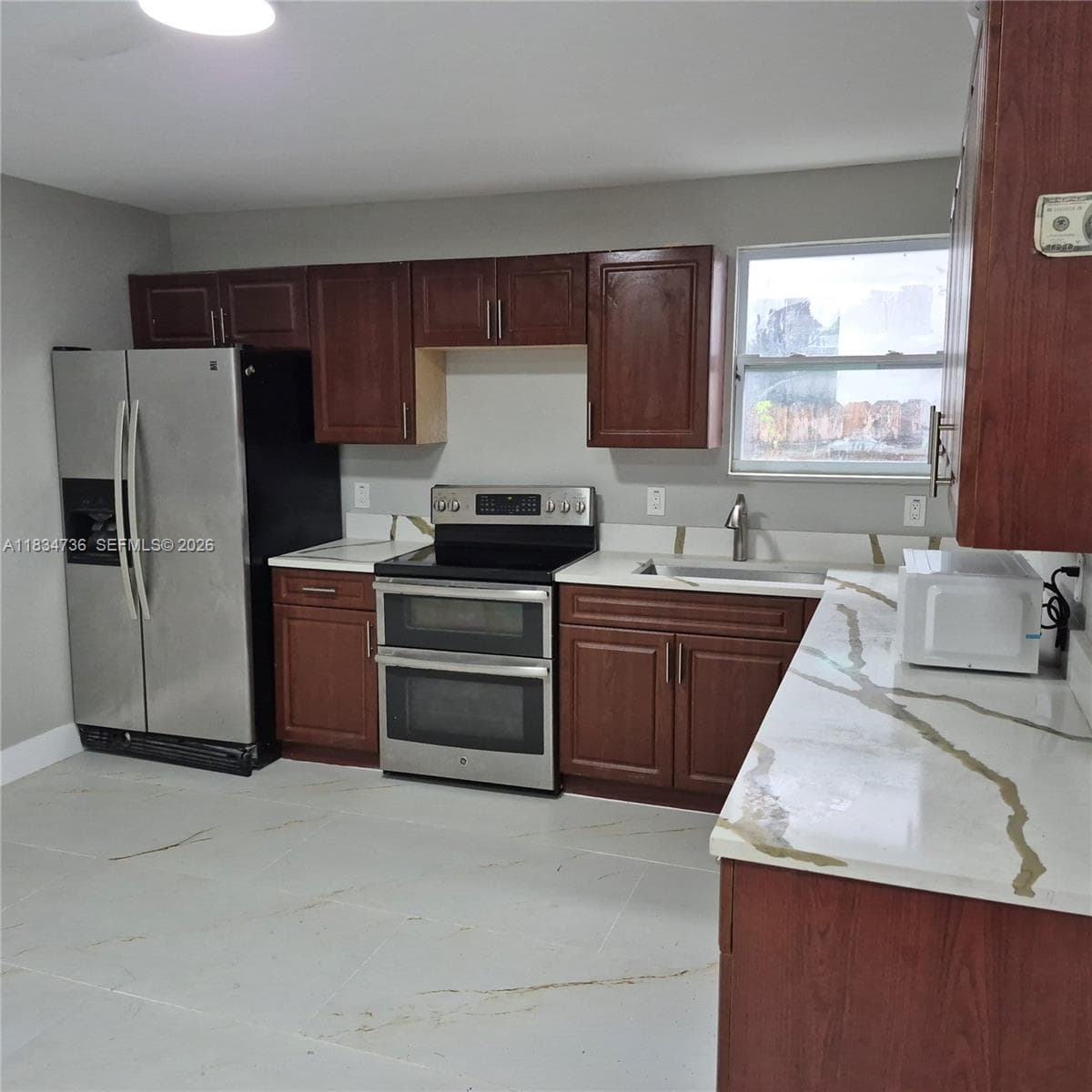 1770 NW 44th St, Miami FL 33142