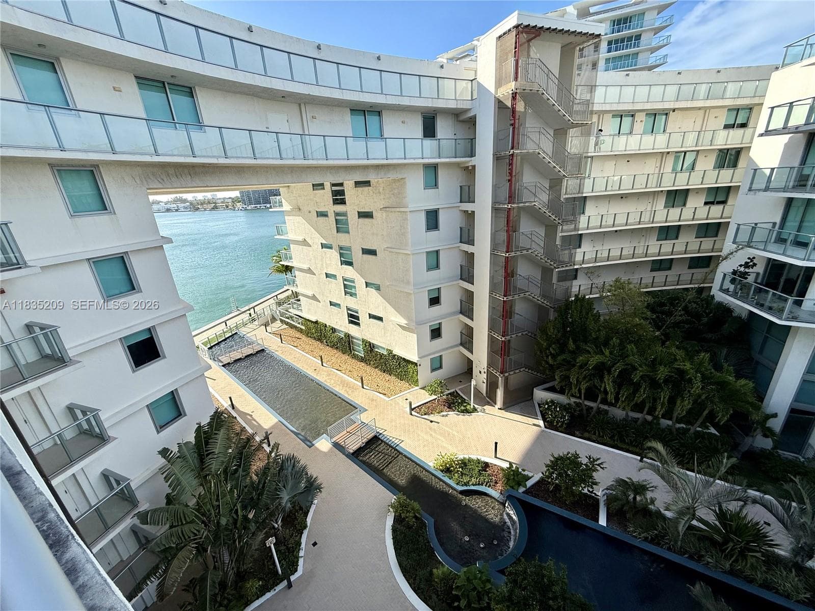 6620 Indian Creek Dr # 607, Miami FL 33141