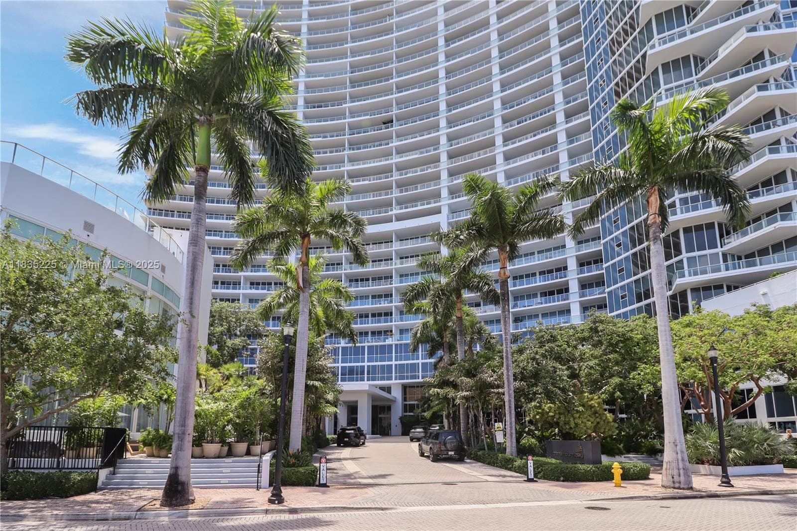 2020 N Bayshore Dr # 2801, Miami FL 33137
