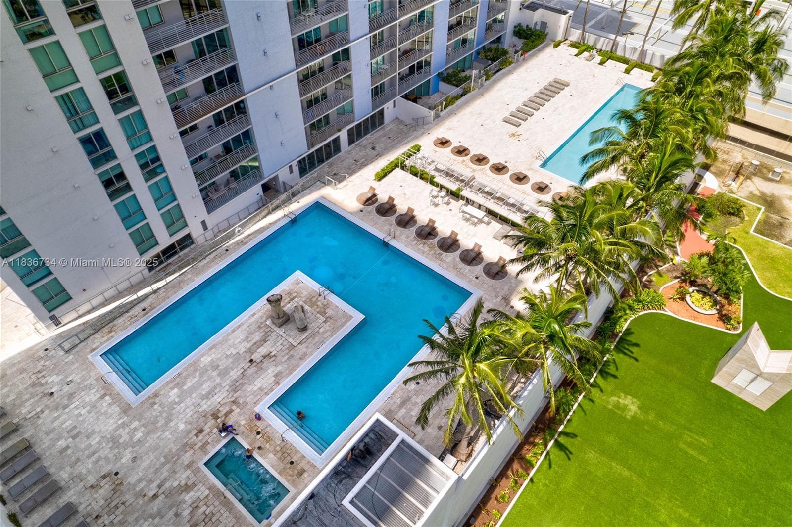 335 S Biscayne Blvd # 3108, Miami FL 33131