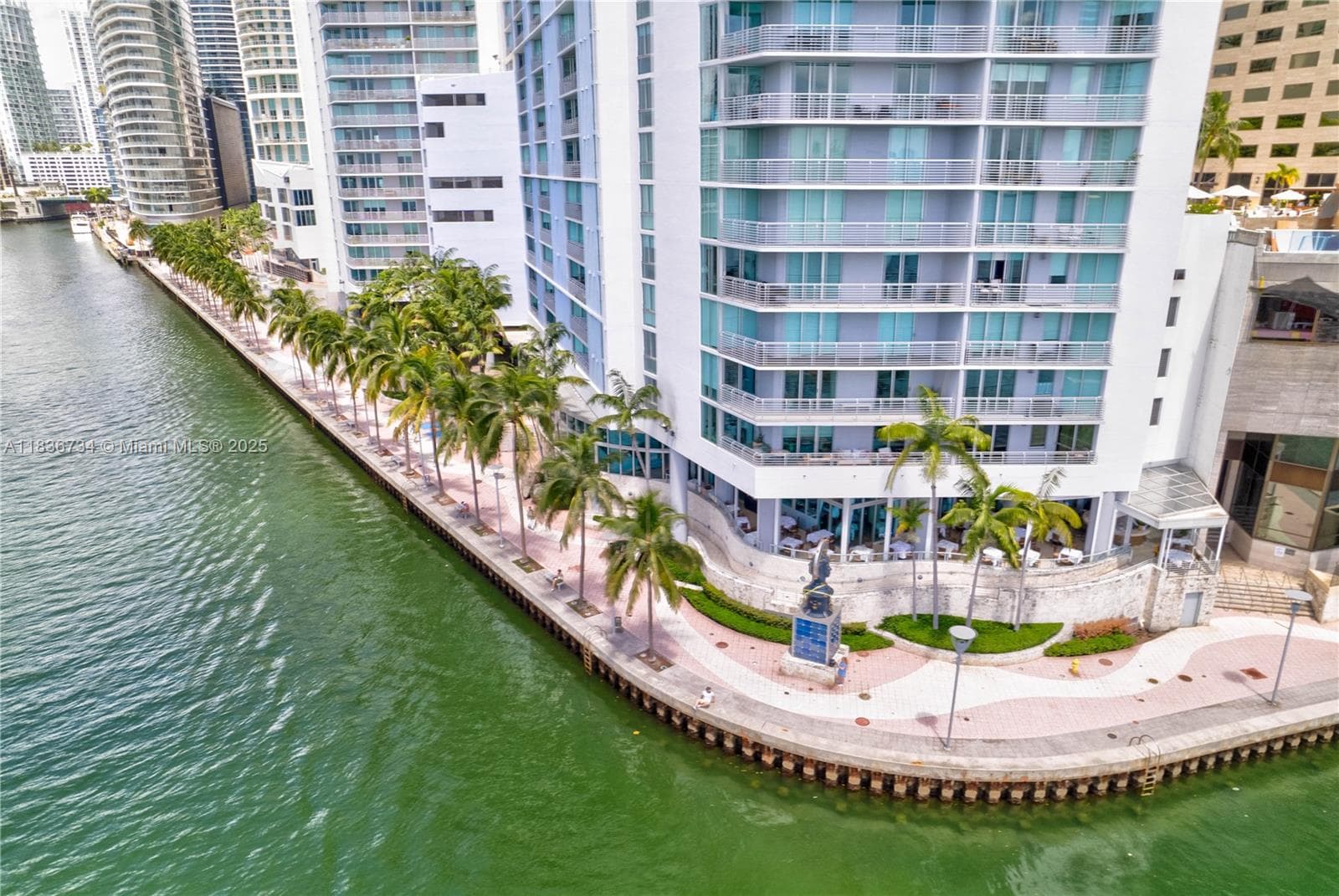 335 S Biscayne Blvd # 3108, Miami FL 33131