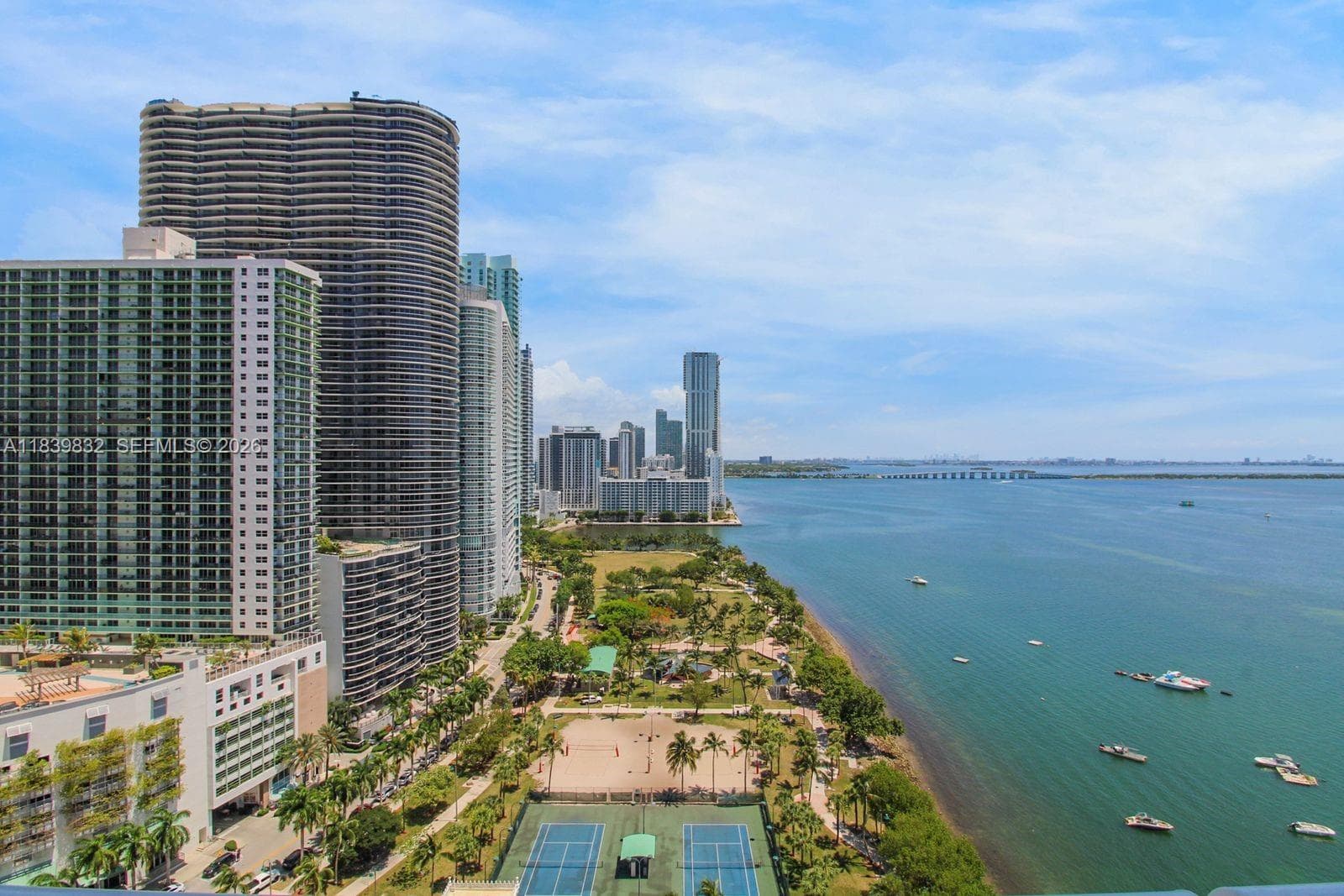 1717 N Bayshore Dr # 2635, Miami FL 33132