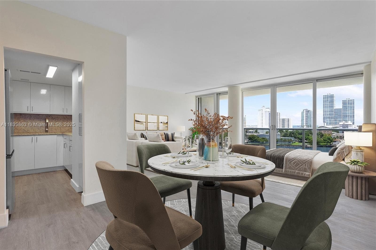 900 Bay Dr, Miami Beach FL 33141