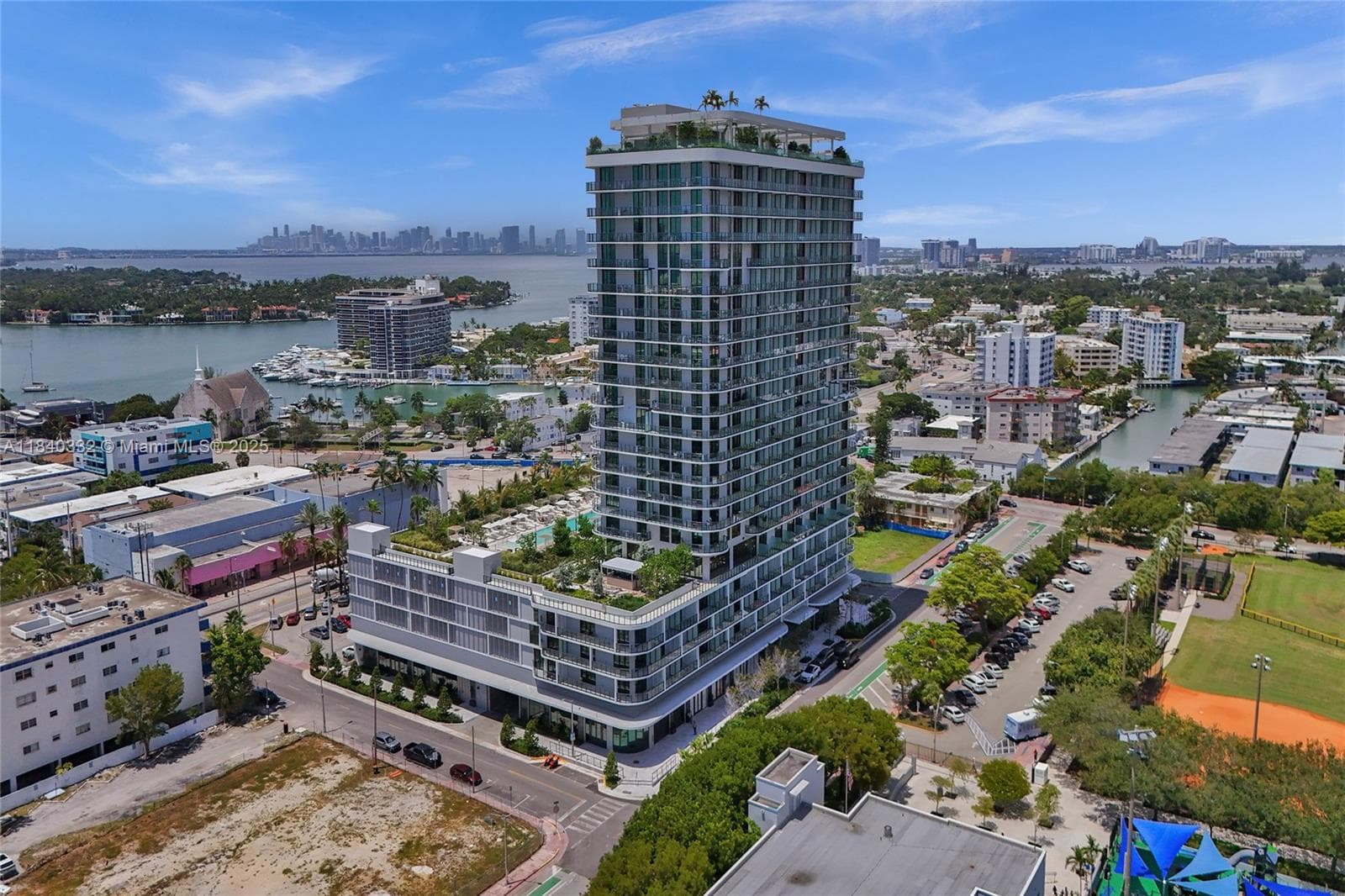 580 72nd St # 1208, Miami Beach FL 33141