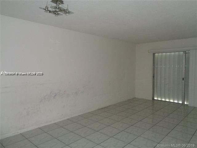15225 NE 6th Ave # B207, Miami FL 33162