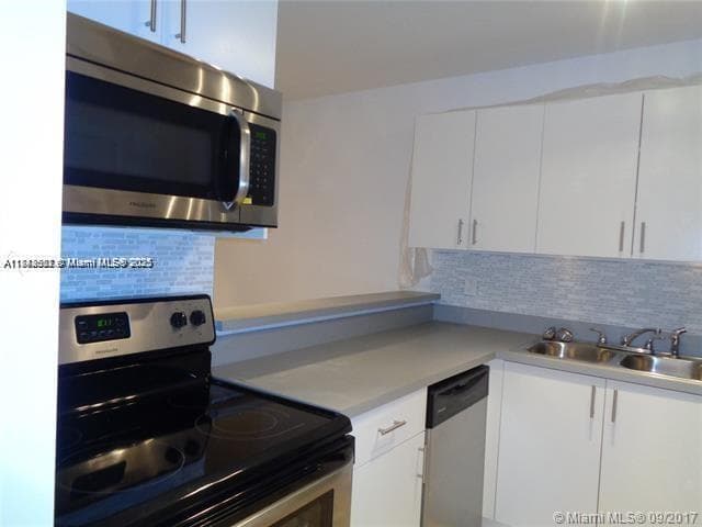 15205 NE 6th Ave # D212, Miami FL 33162