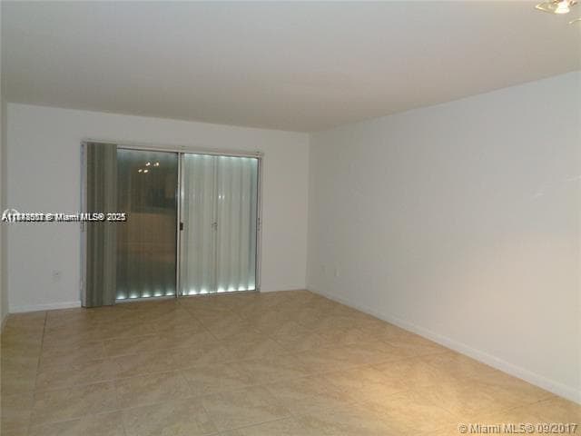 15205 NE 6th Ave # D212, Miami FL 33162