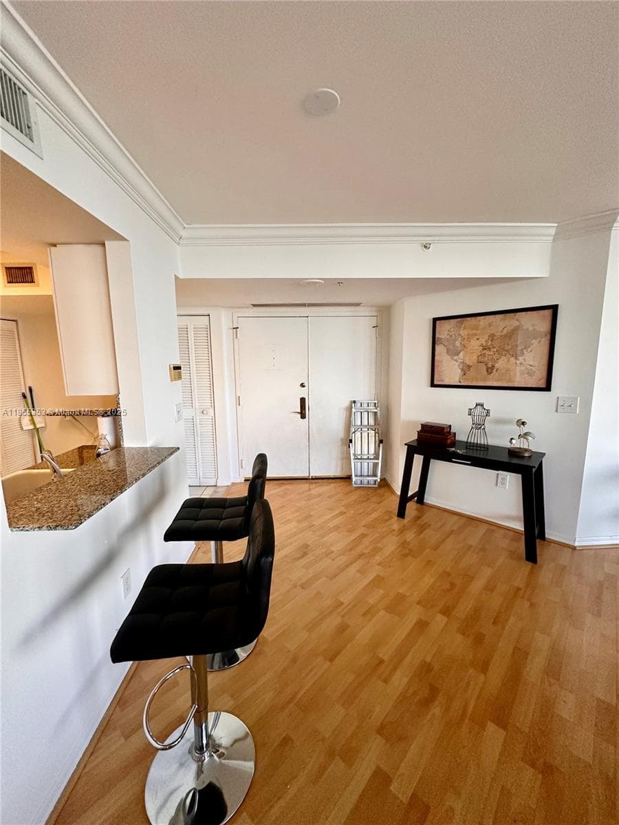6301 Collins Ave # 806, Miami Beach FL 33141