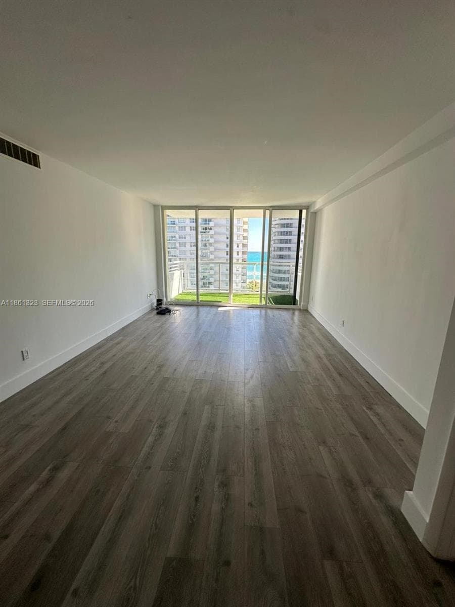 5600 Collins Ave # 11W, Miami Beach FL 33140