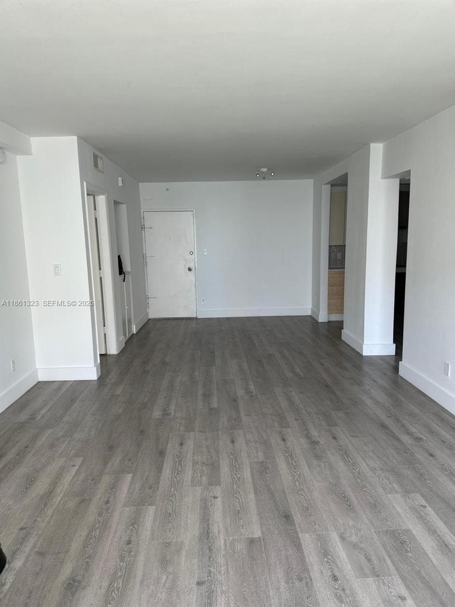 5600 Collins Ave # 11W, Miami Beach FL 33140