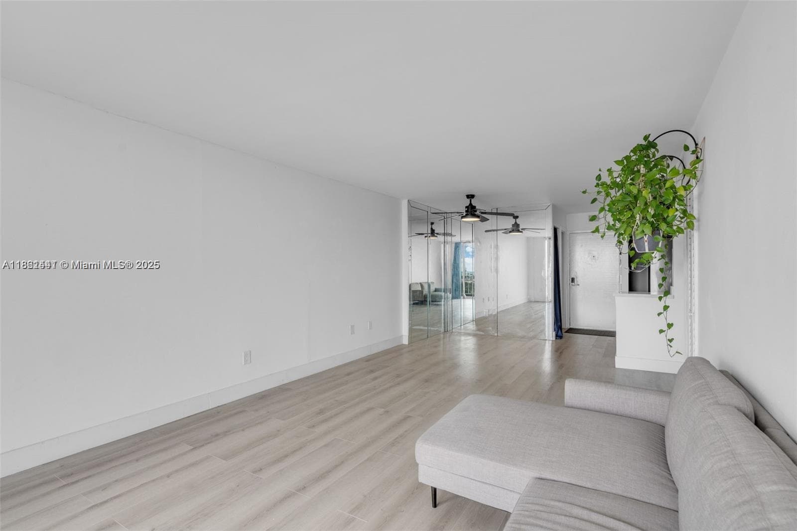 6900 Bay Dr # 11F, Miami Beach FL 33141