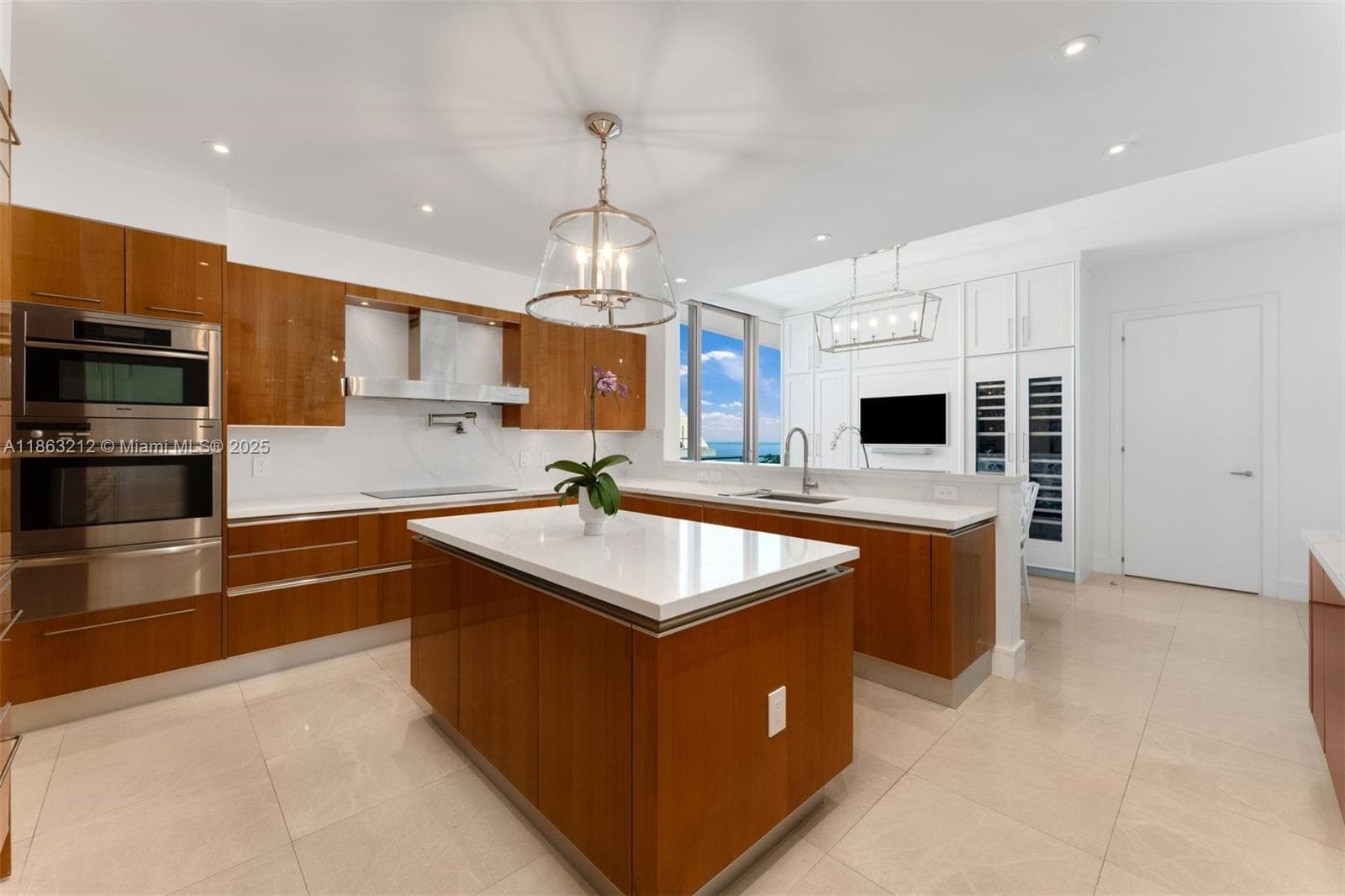 2627 S Bayshore Dr # 2801, Miami FL 33133