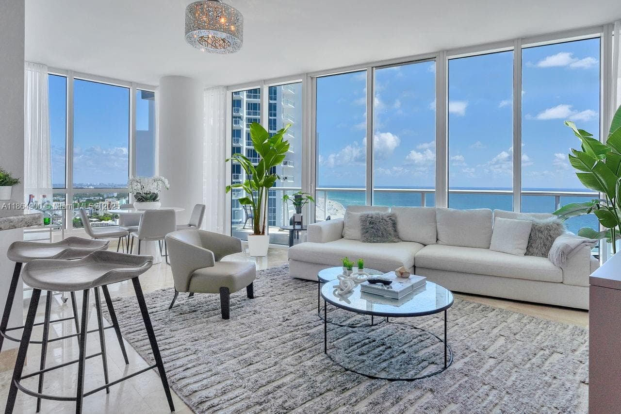 100 S Pointe Dr # 2208, Miami Beach FL 33139