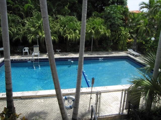 645 NE 77th St # 6, Miami FL 33138