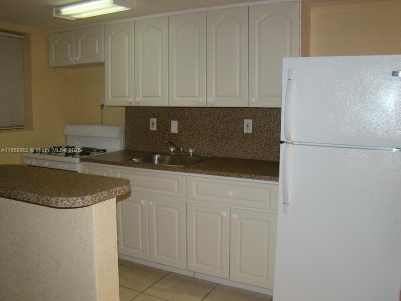 3901 SW 112th Ave # 46, Miami FL 33165