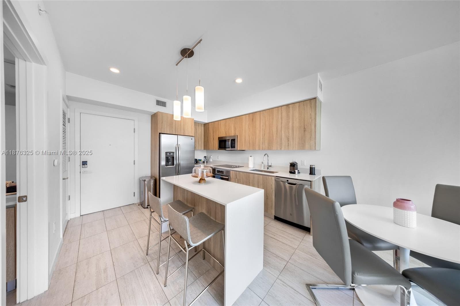 3900 Biscayne Blvd # 208, Miami FL 33137