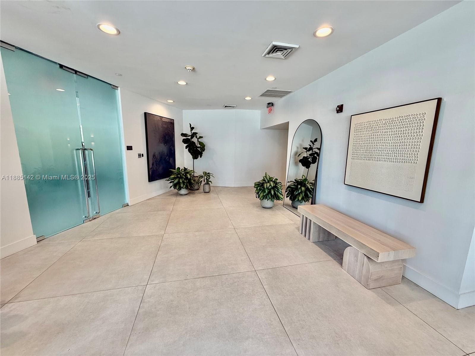 1250 S Miami # 1603, Miami FL 33130
