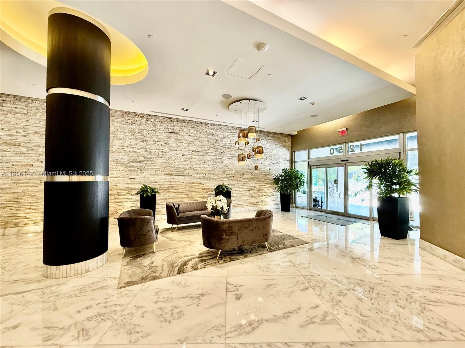 1250 S Miami # 1603, Miami FL 33130